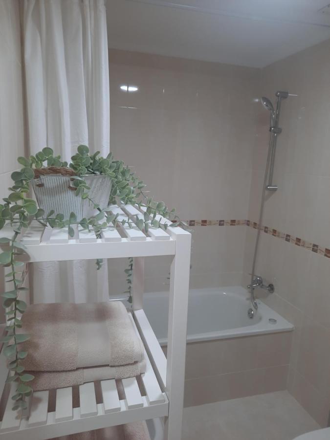 Primera Linea De Playa A 10 Min Estepona San Luis de Sabinillas Ngoại thất bức ảnh